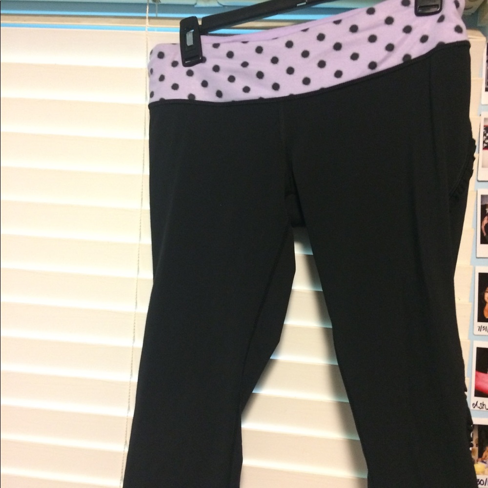Lululemon capris - Picture 6 of 6